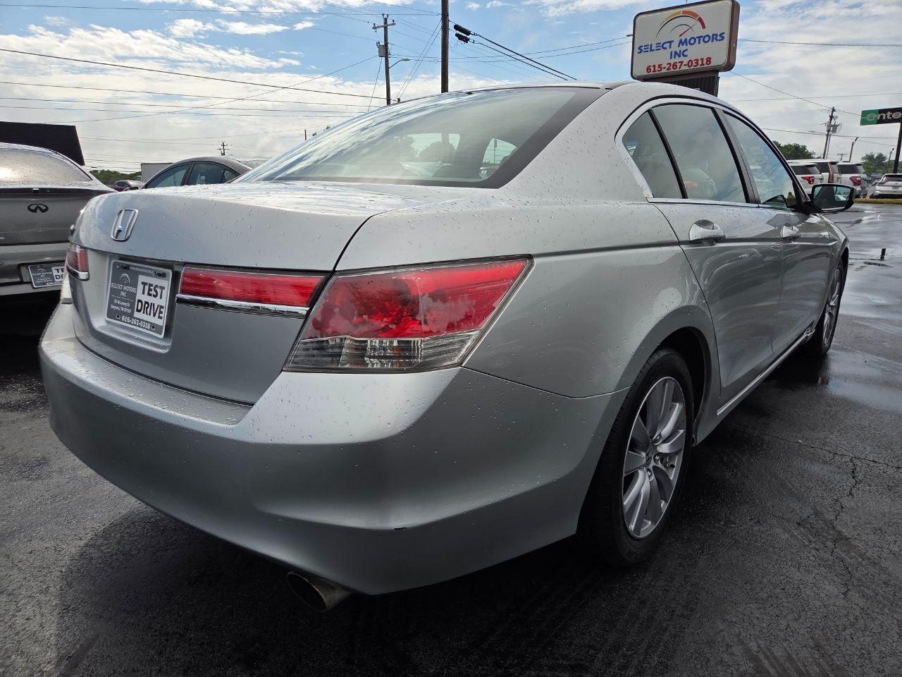 Honda Accord EX Sedan AT 2011