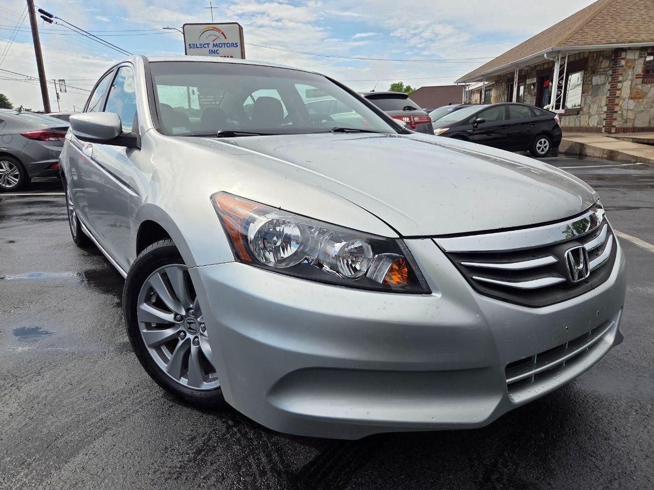 Honda Accord EX Sedan AT 2011