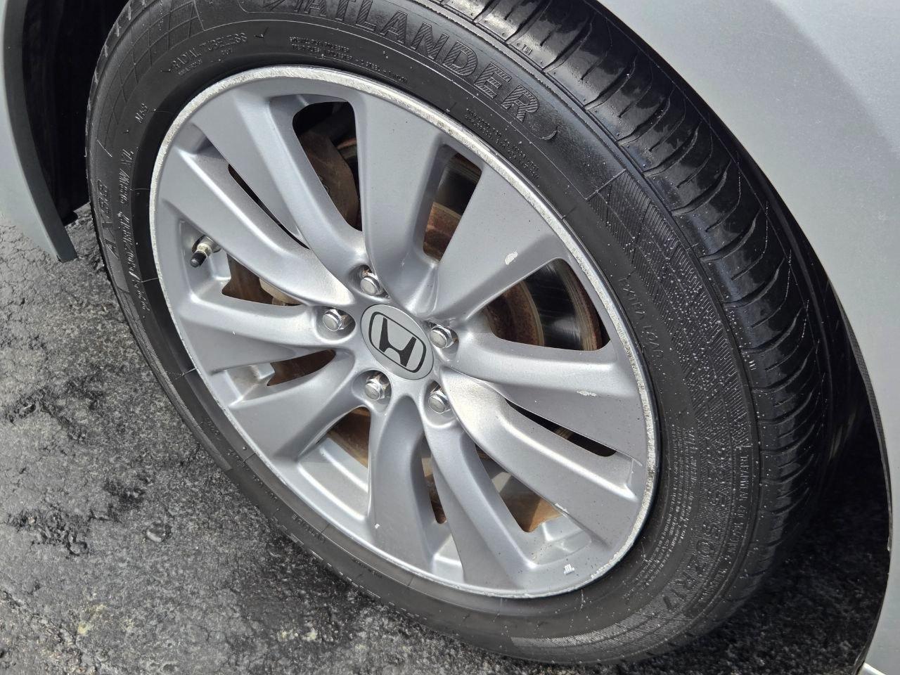 Honda Accord EX Sedan AT 2011