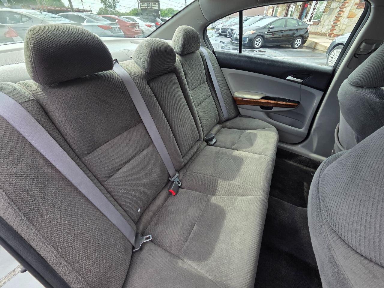Honda Accord EX Sedan AT 2011