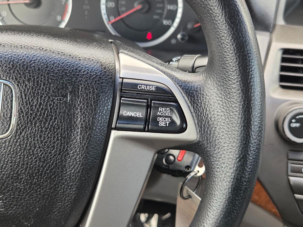 Honda Accord EX Sedan AT 2011