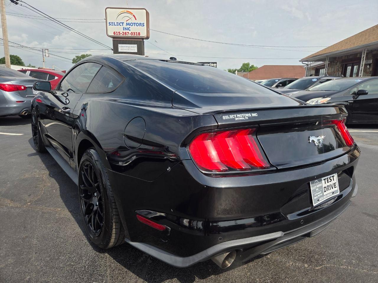 Ford Mustang EcoBoost Coupe 2019