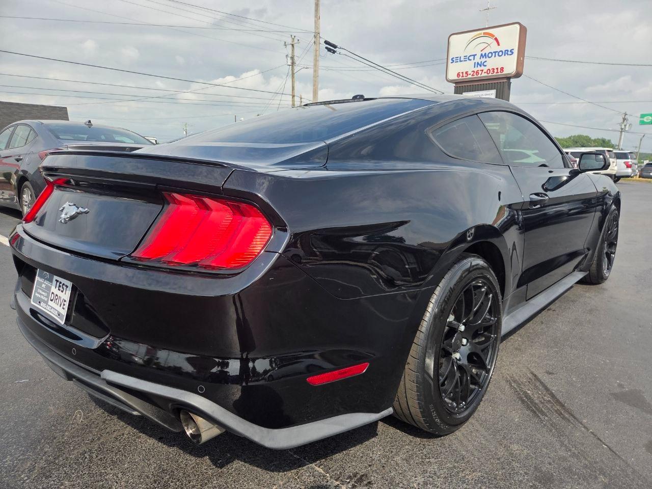 Ford Mustang EcoBoost Coupe 2019