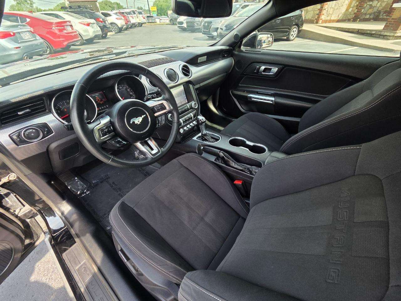 Ford Mustang EcoBoost Coupe 2019