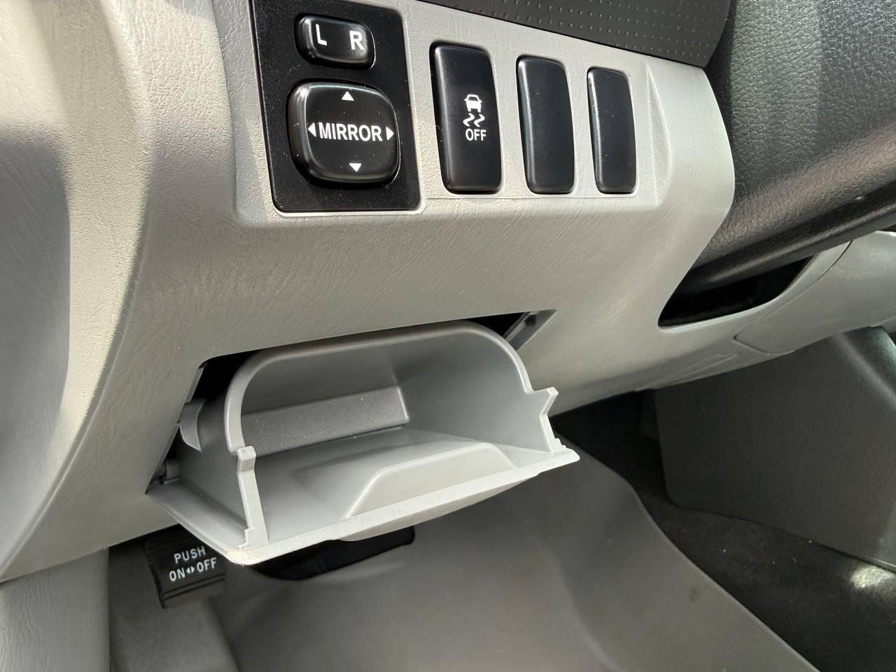 Toyota Tacoma PreRunner Access Cab 2WD 2012