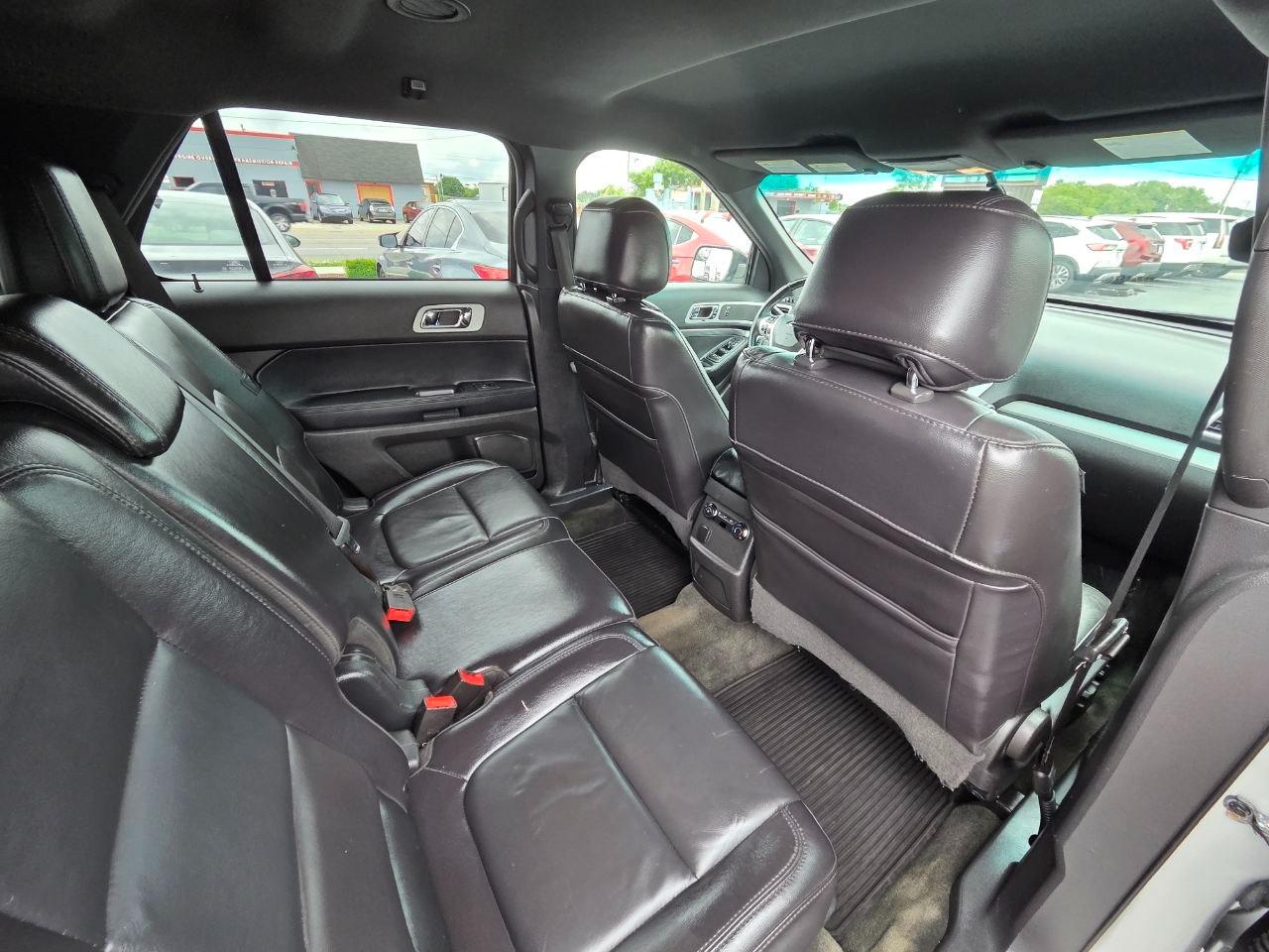 Ford Explorer XLT FWD 2014