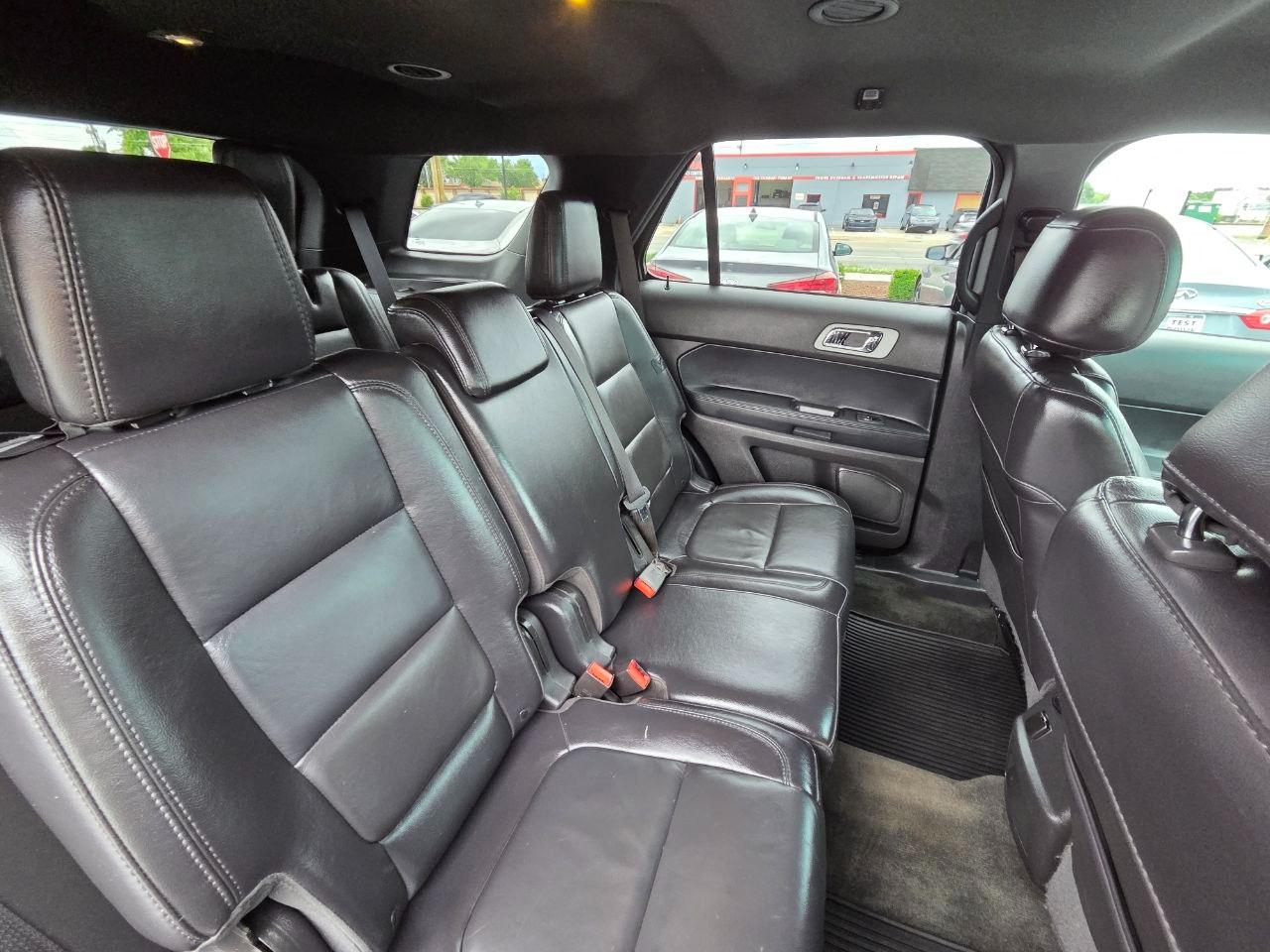 Ford Explorer XLT FWD 2014
