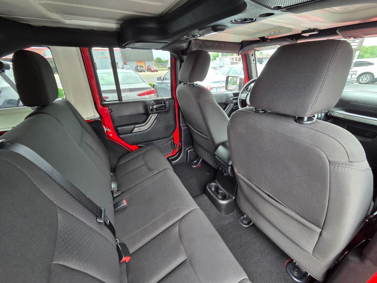 Jeep Wrangler Unlimited Sport 4WD 2015