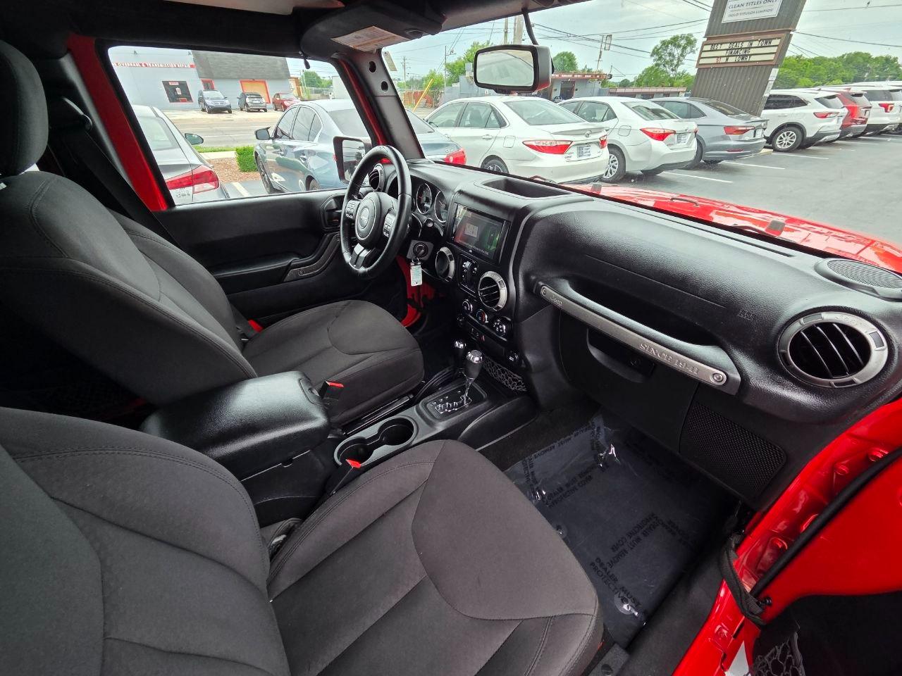 Jeep Wrangler Unlimited Sport 4WD 2015