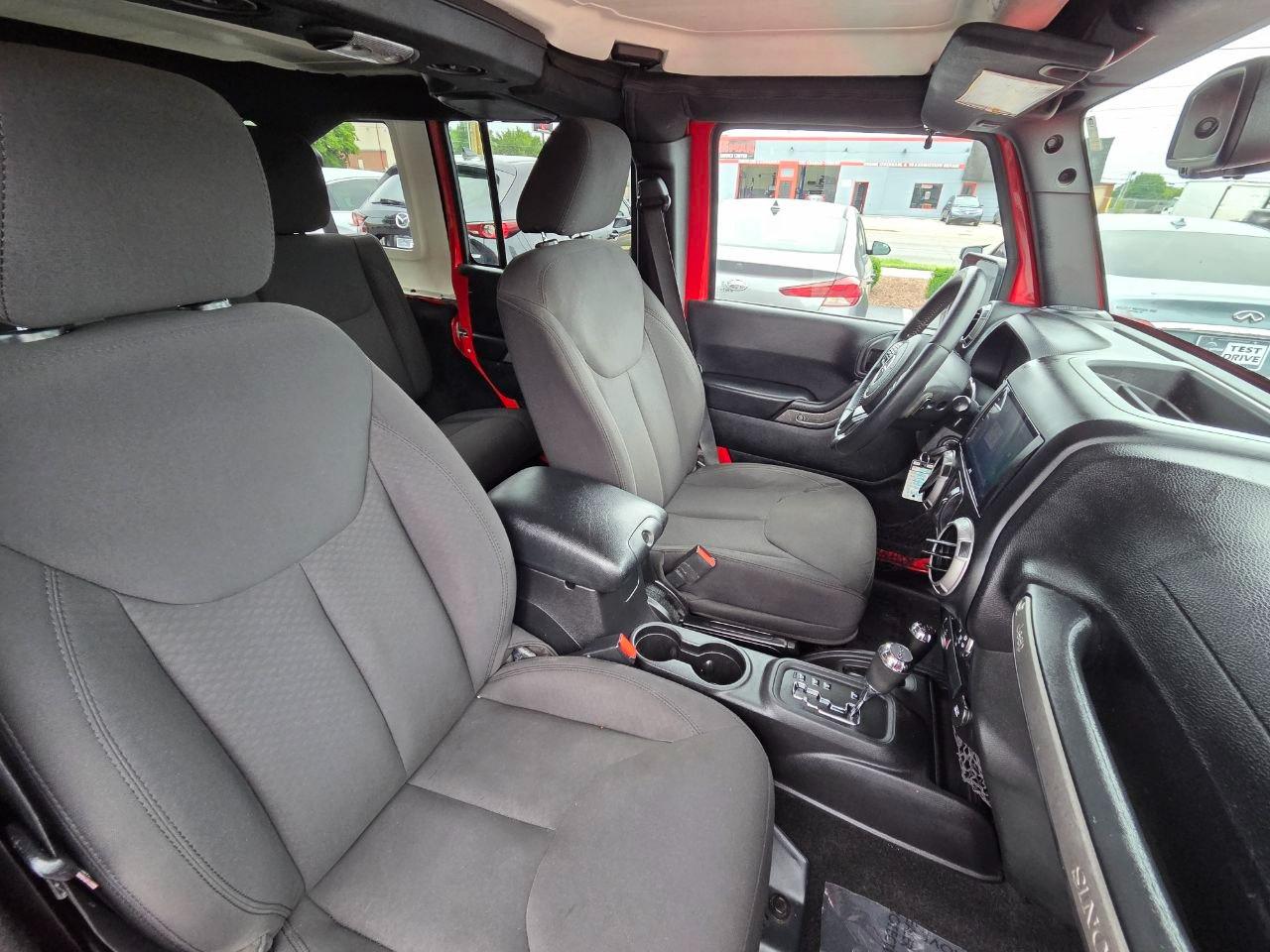 Jeep Wrangler Unlimited Sport 4WD 2015