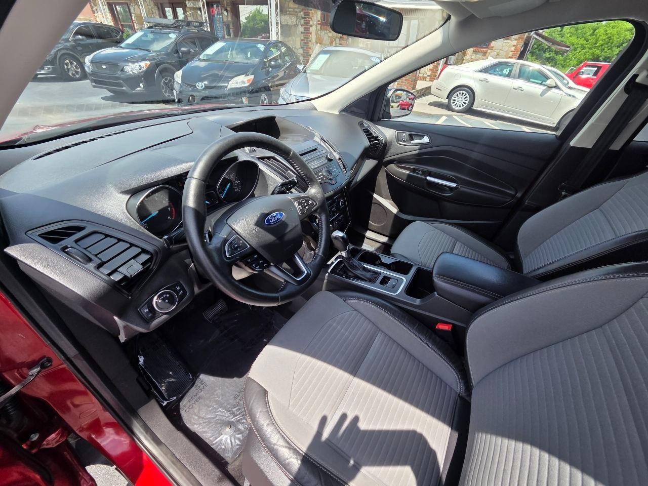 Ford Escape SE FWD 2018