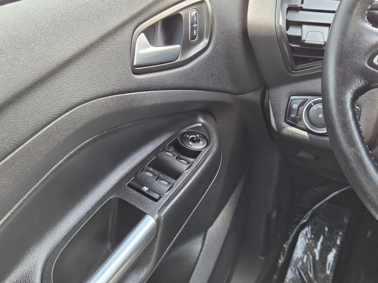 Ford Escape SE FWD 2018