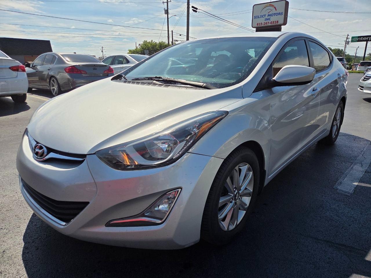 Hyundai Elantra SE 6AT 2016