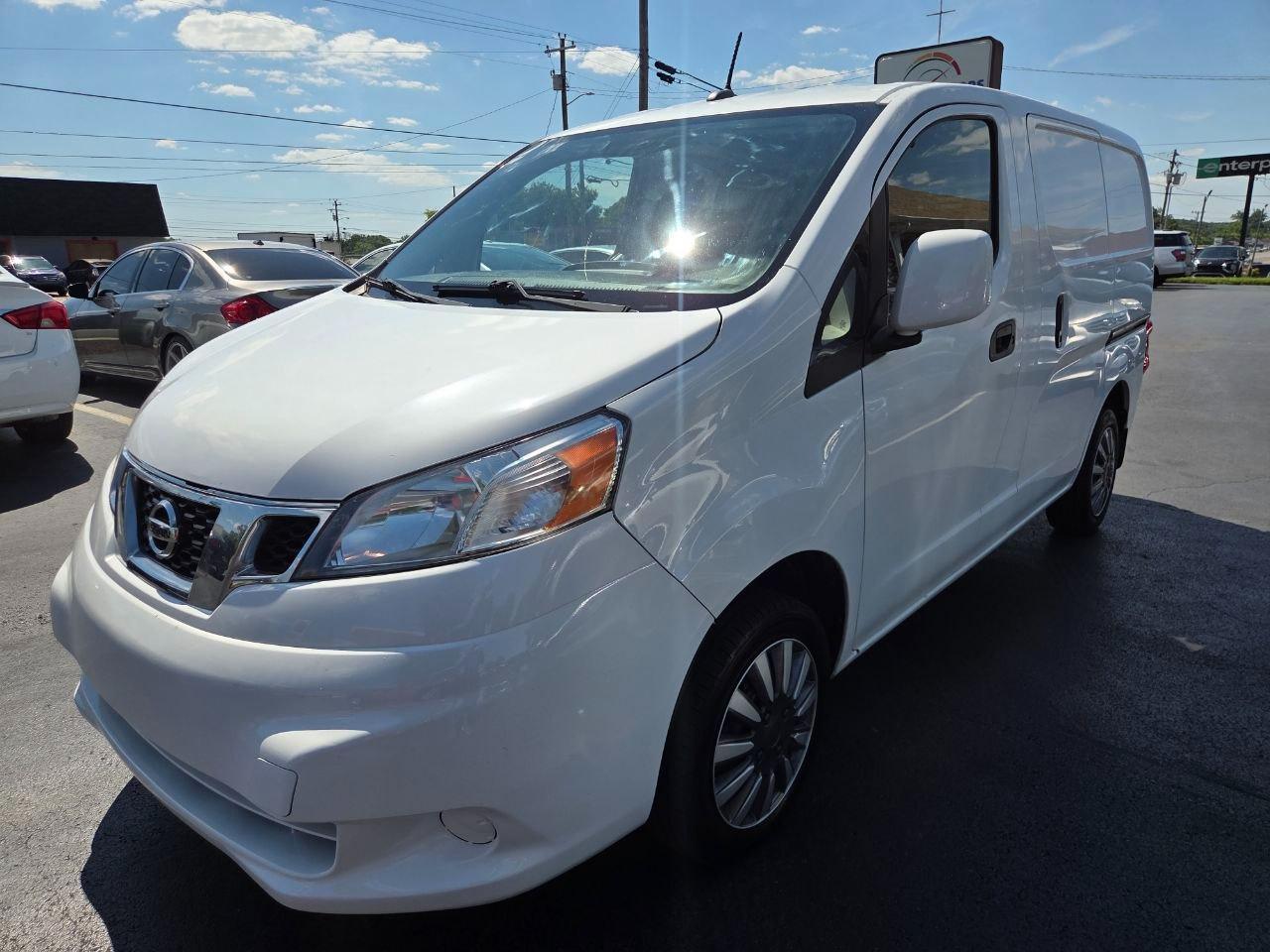 Nissan NV200 SV 2017