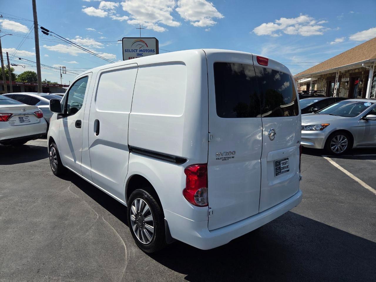 Nissan NV200 SV 2017