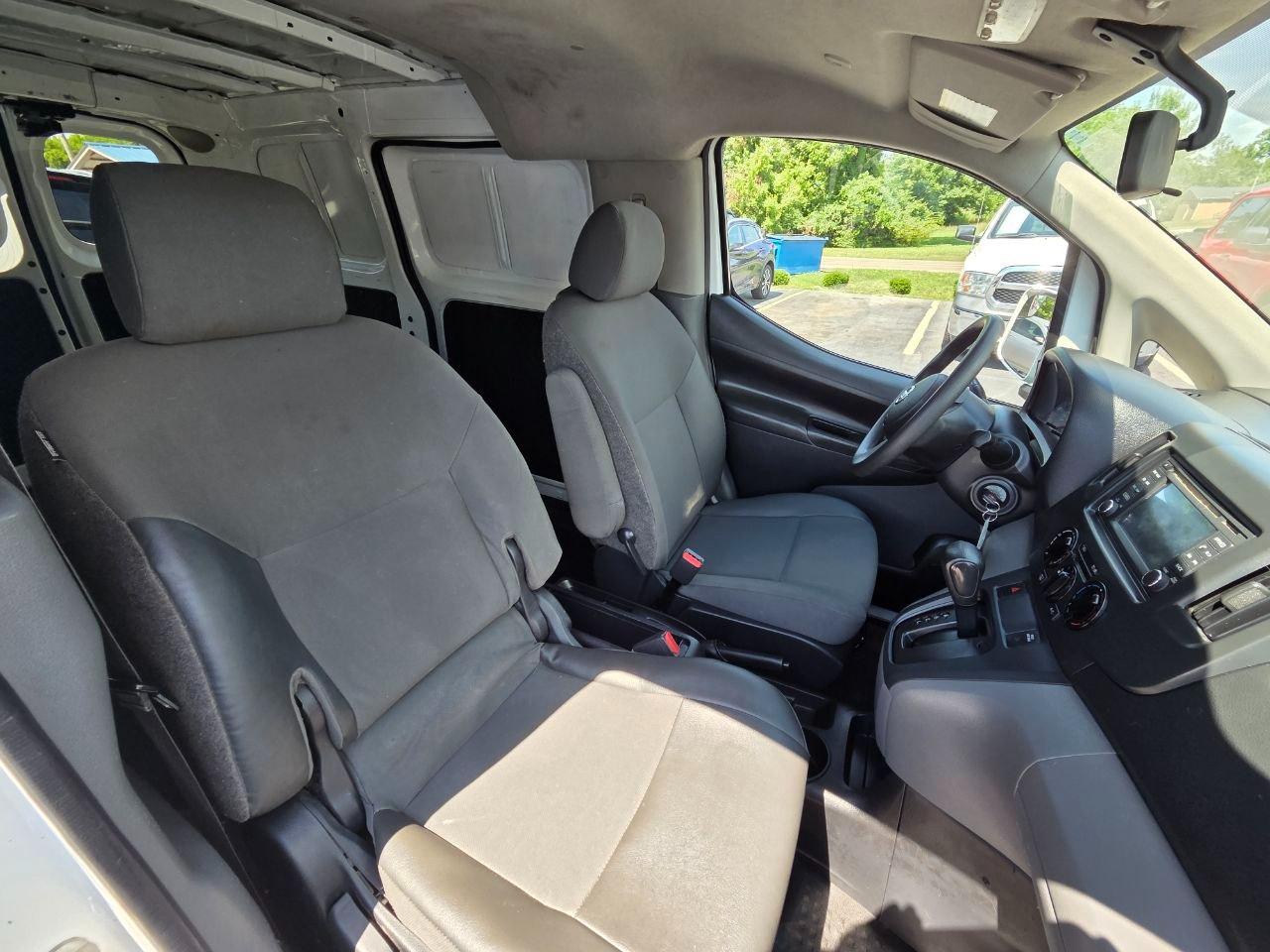 Nissan NV200 SV 2017