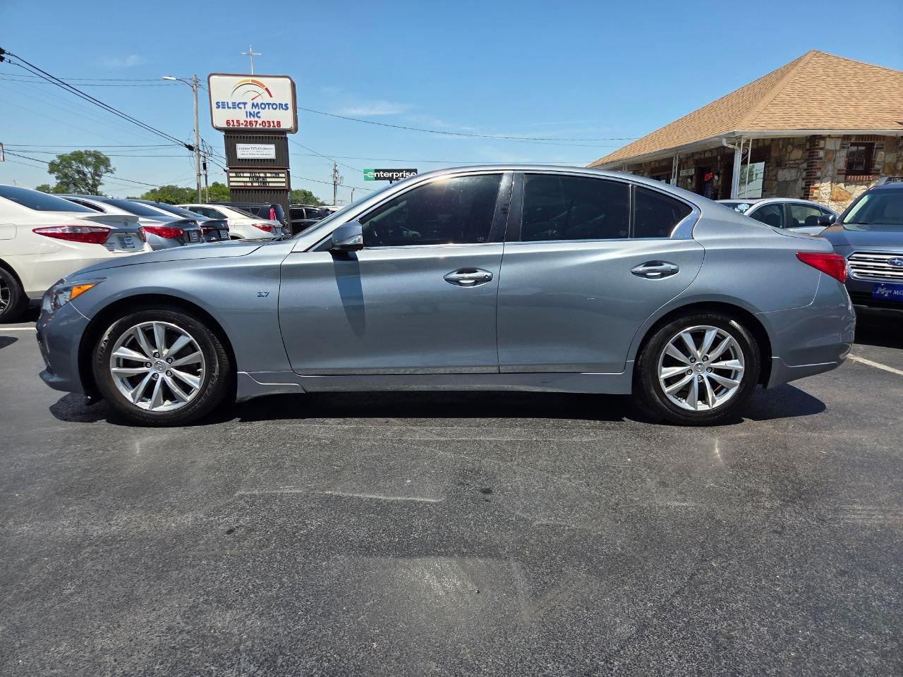 Infiniti Q50 Premium 2015