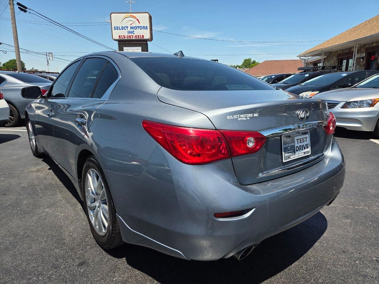 Infiniti Q50 Premium 2015