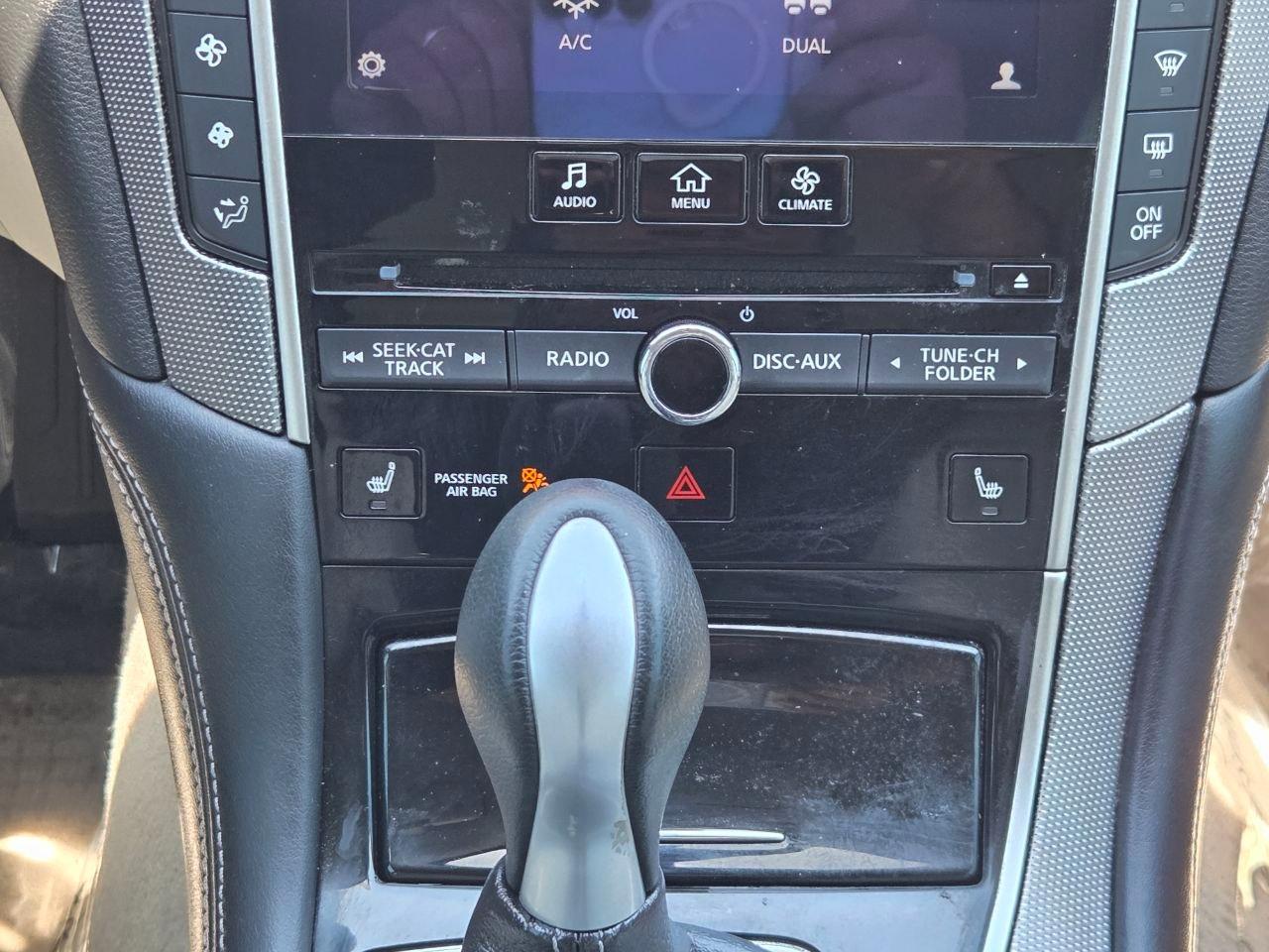 Infiniti Q50 Premium 2015