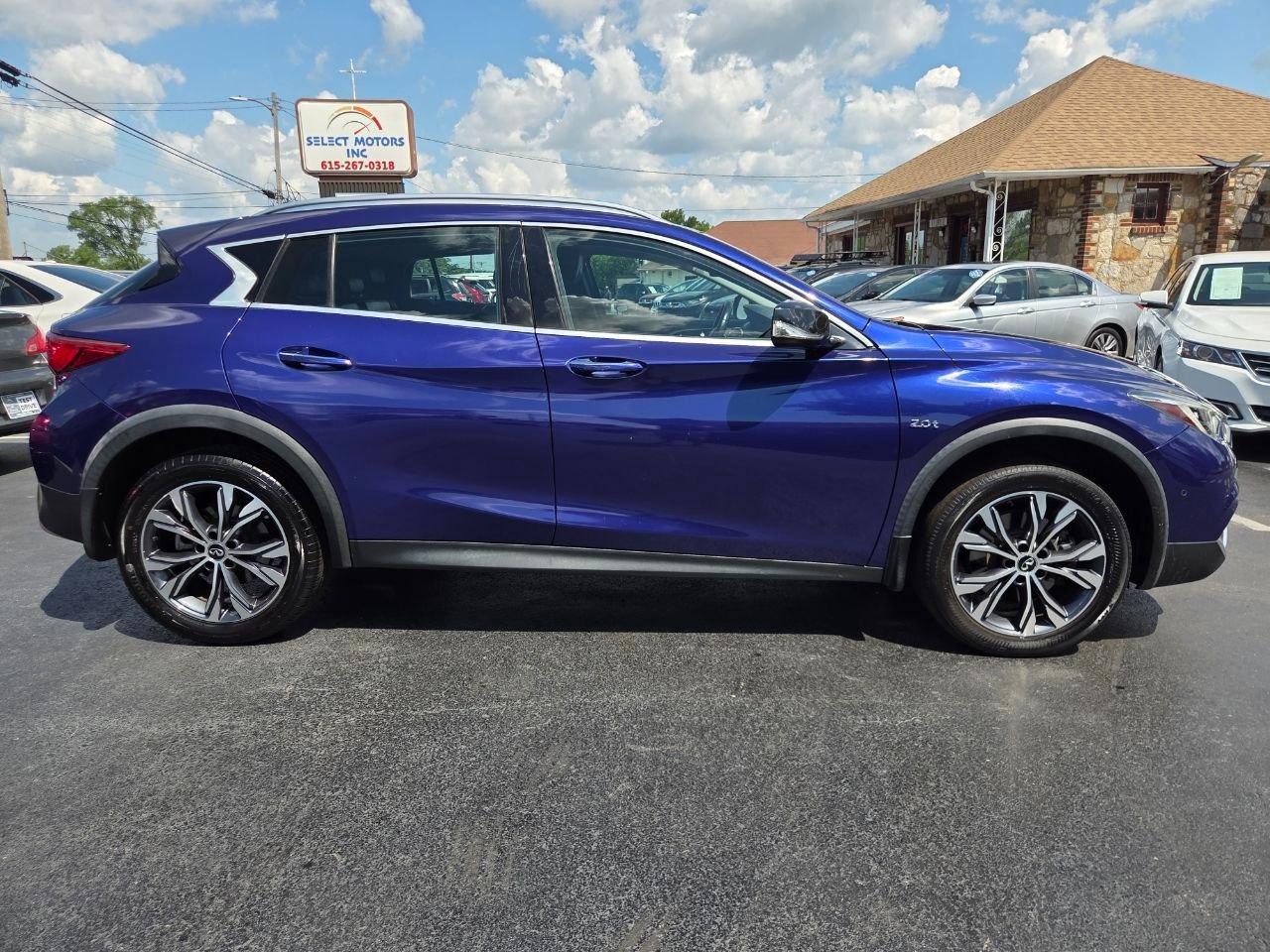 Infiniti QX30 Premium AWD 2017