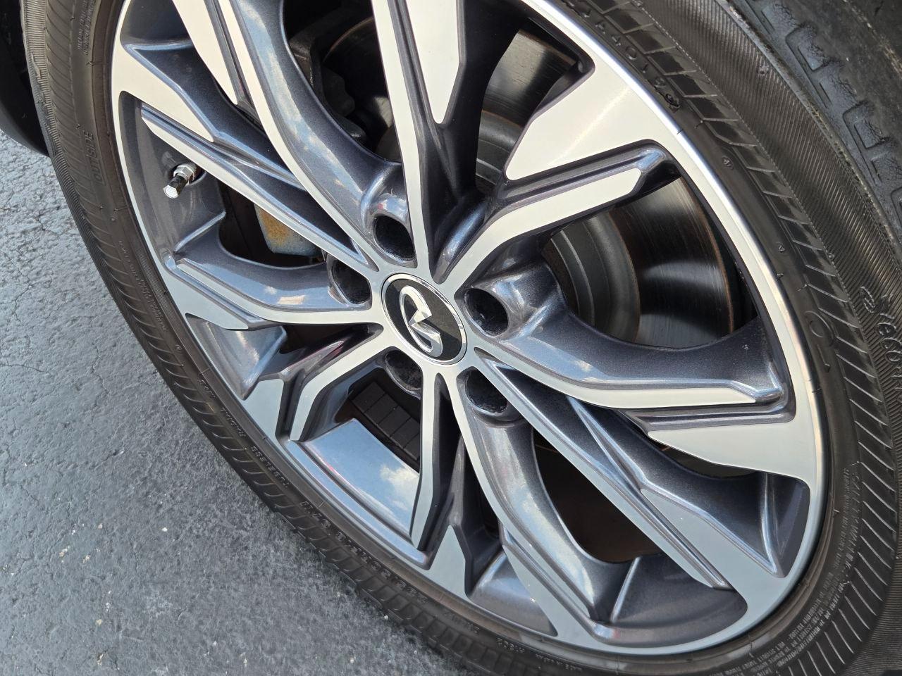 Infiniti QX30 Premium AWD 2017