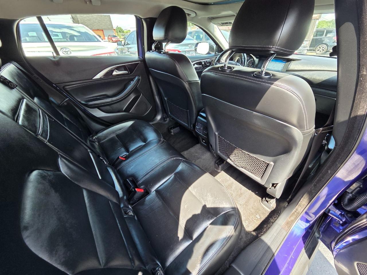 Infiniti QX30 Premium AWD 2017