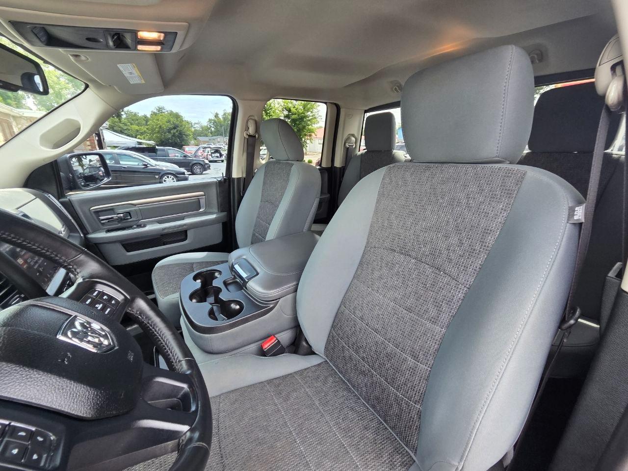 RAM 1500 Big Horn Quad Cab 4WD 2018