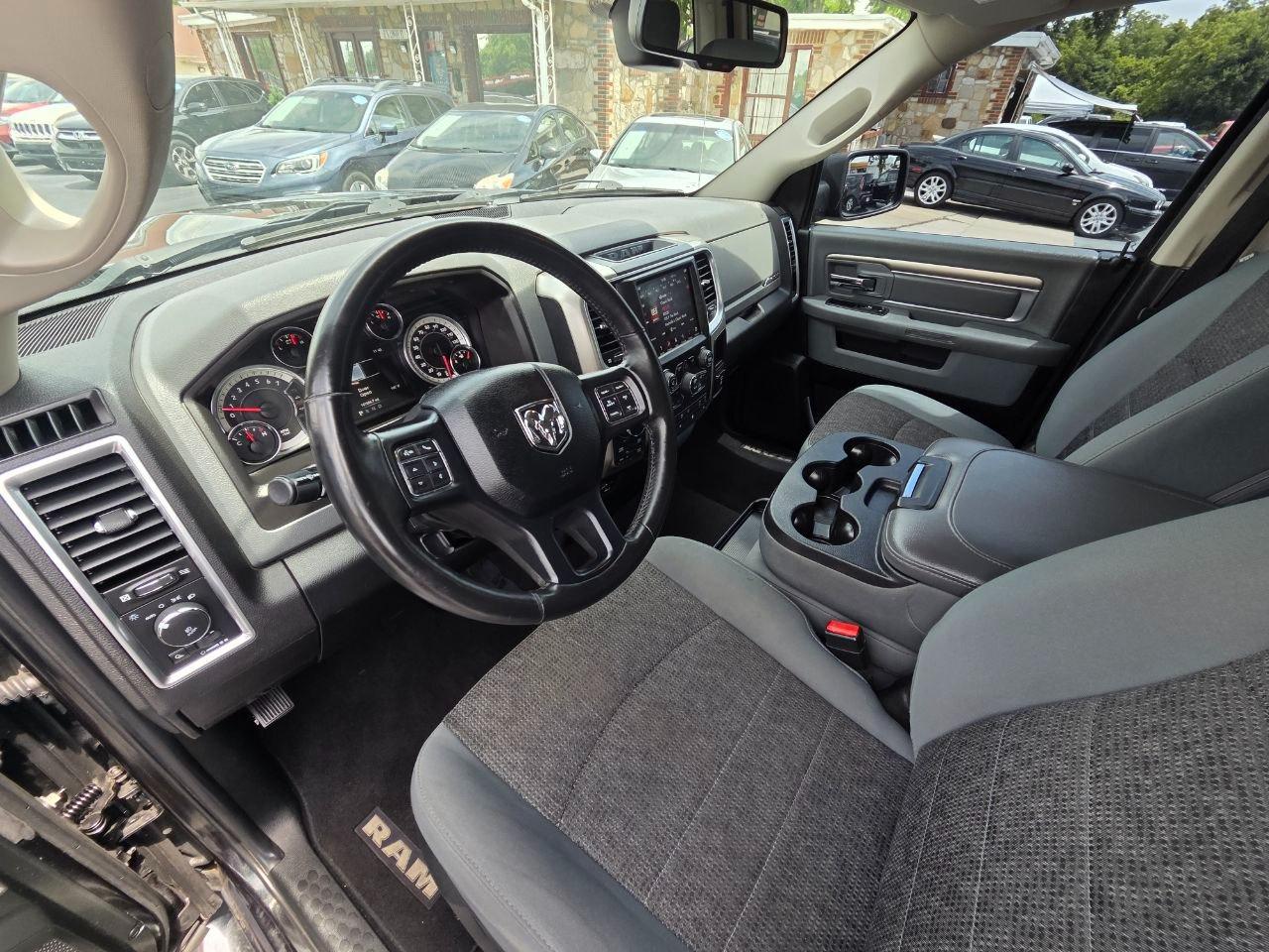 RAM 1500 Big Horn Quad Cab 4WD 2018