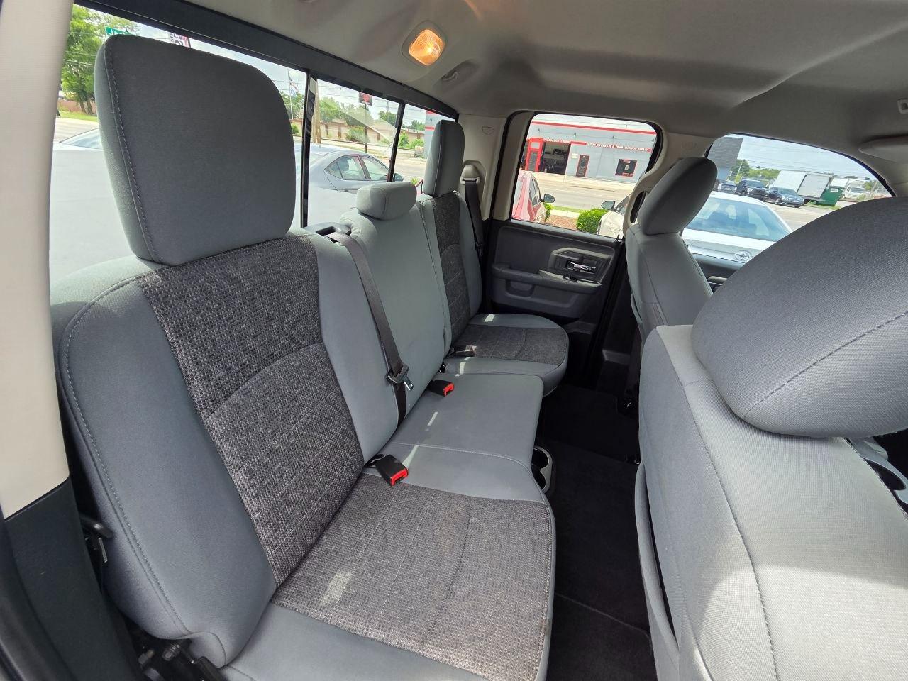 RAM 1500 Big Horn Quad Cab 4WD 2018