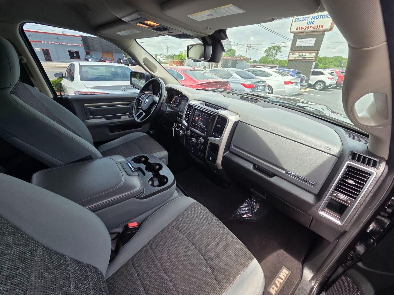 RAM 1500 Big Horn Quad Cab 4WD 2018
