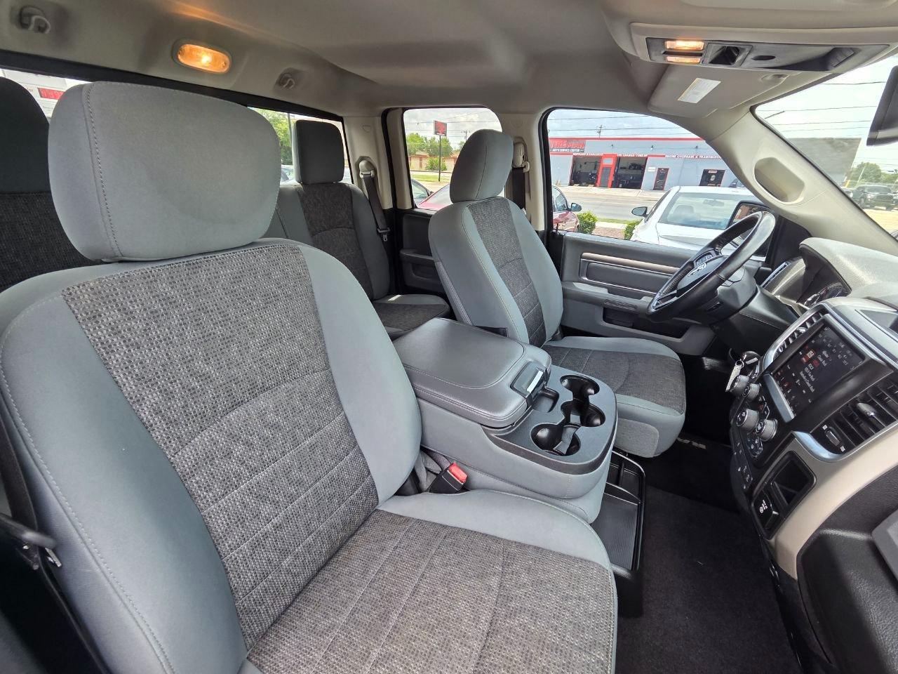 RAM 1500 Big Horn Quad Cab 4WD 2018