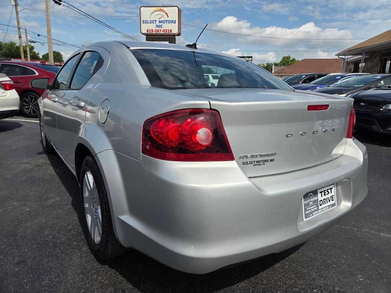 Dodge Avenger SE 2012