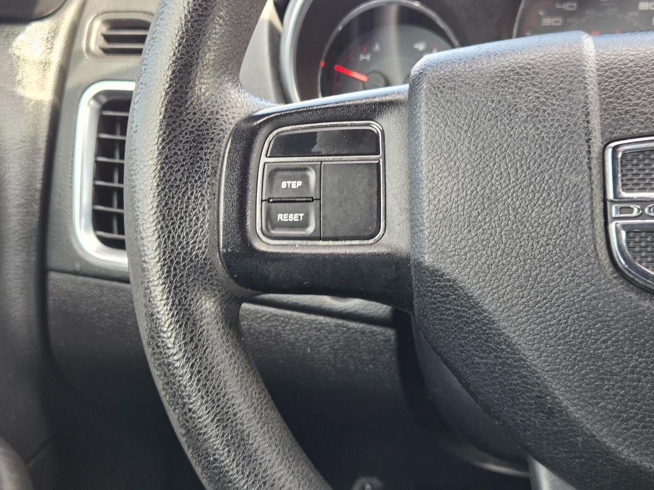 Dodge Avenger SE 2012