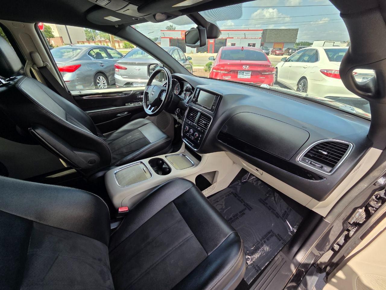 Dodge Grand Caravan SXT 2019