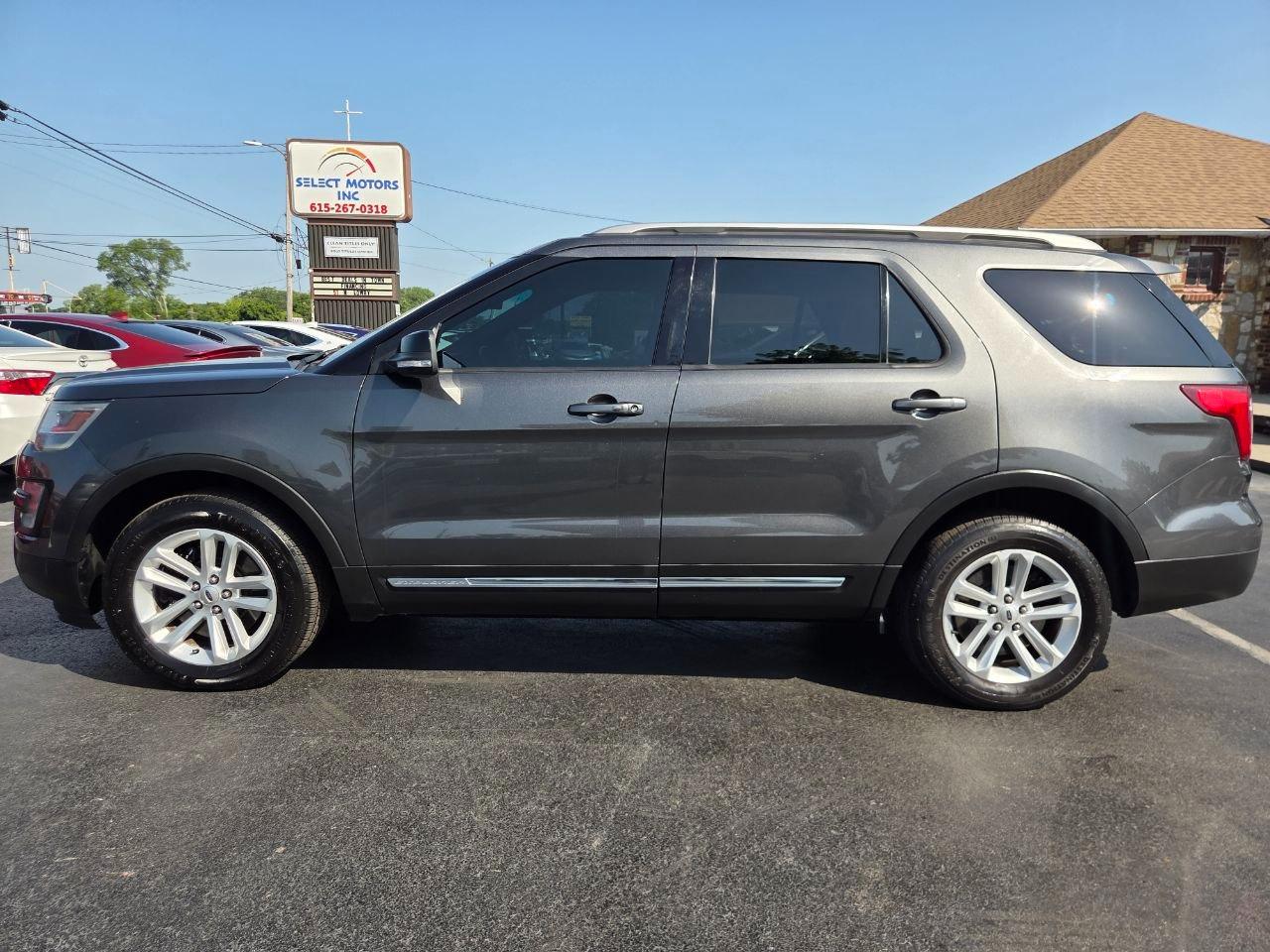 Ford Explorer XLT FWD 2016