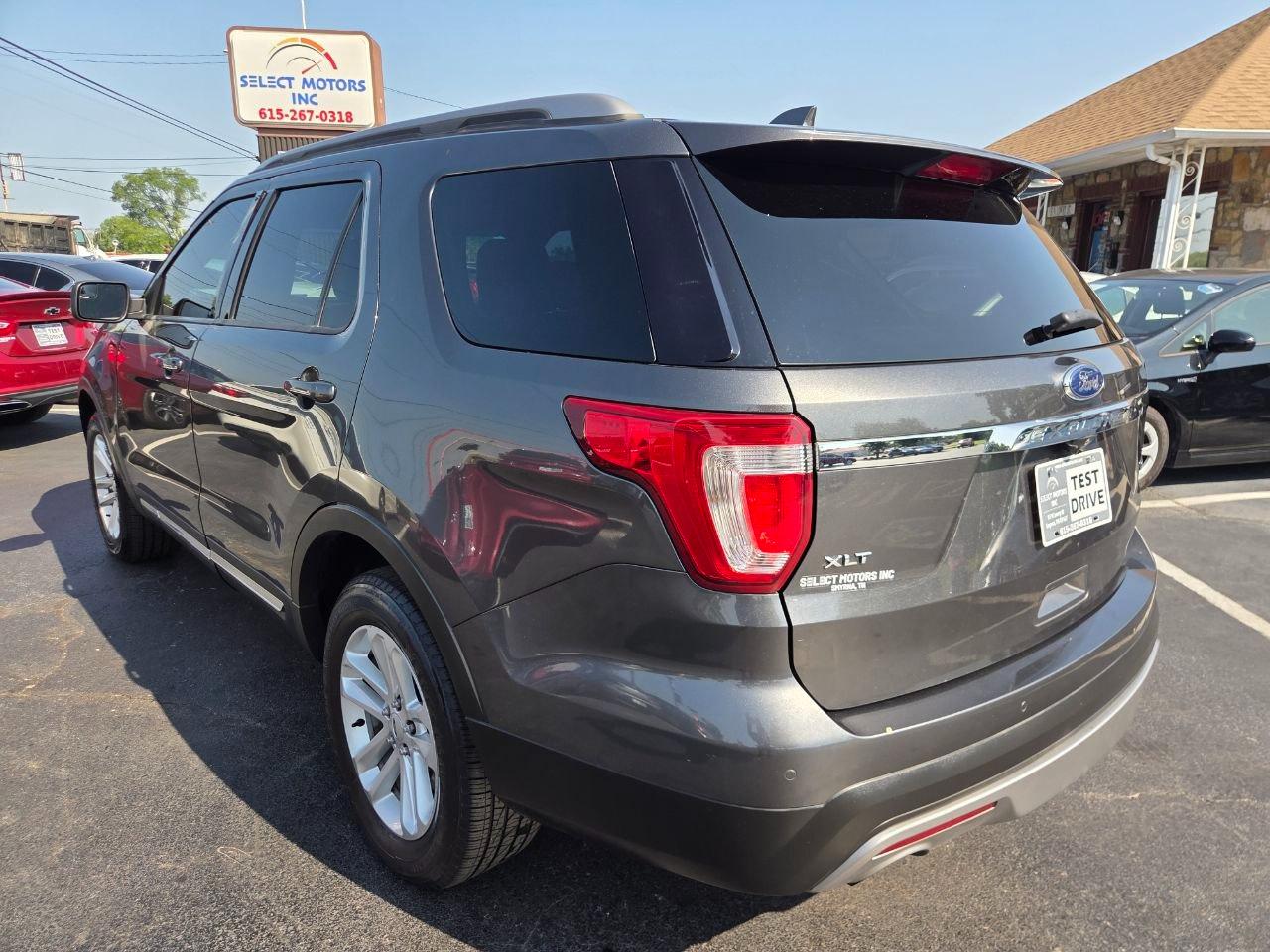 Ford Explorer XLT FWD 2016