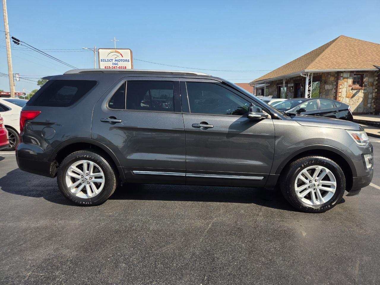 Ford Explorer XLT FWD 2016