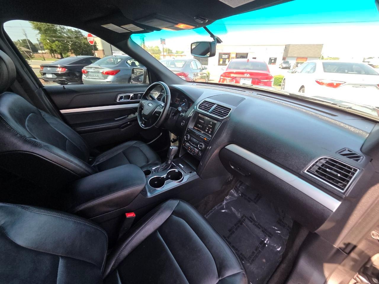 Ford Explorer XLT FWD 2016