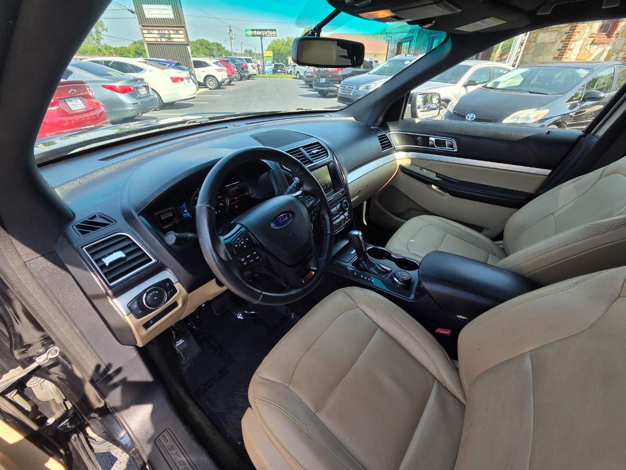 Ford Explorer XLT 4WD 2016