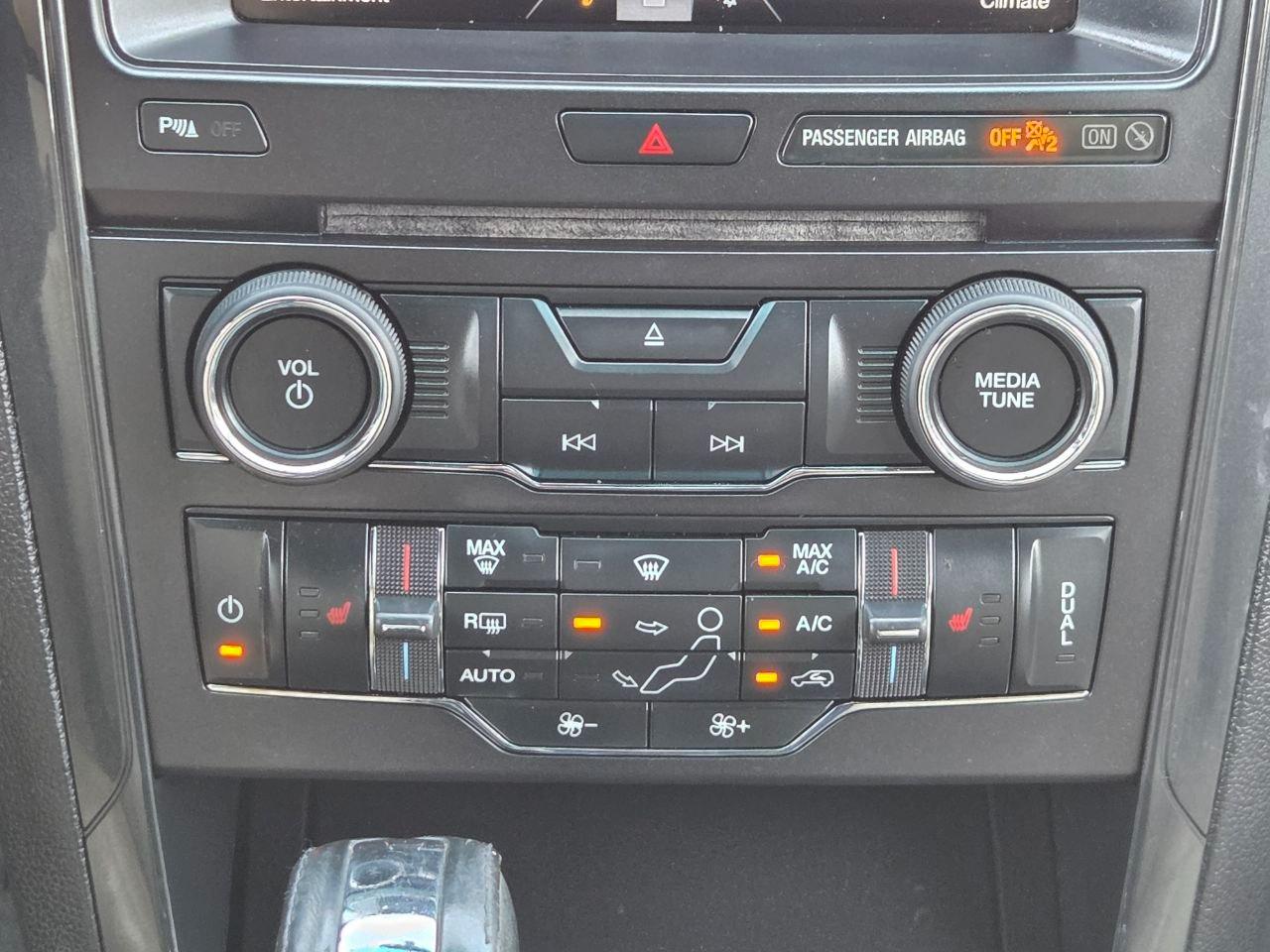 Ford Explorer XLT 4WD 2016