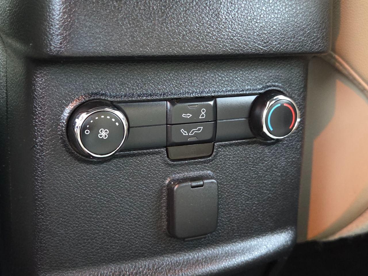 Ford Explorer XLT 4WD 2016