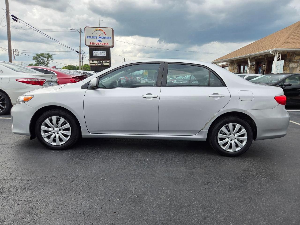 Toyota Corolla LE 2012
