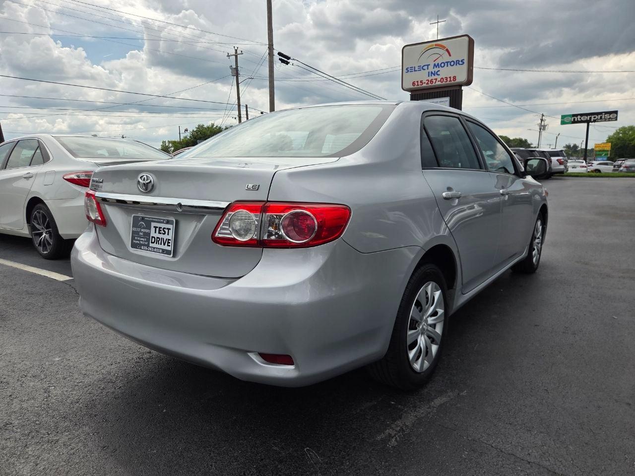 Toyota Corolla LE 2012