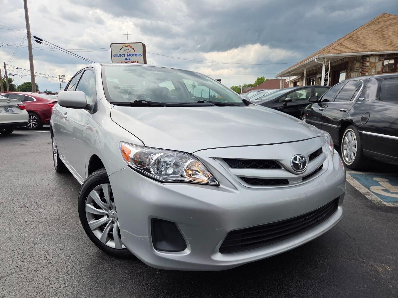 Toyota Corolla LE 2012