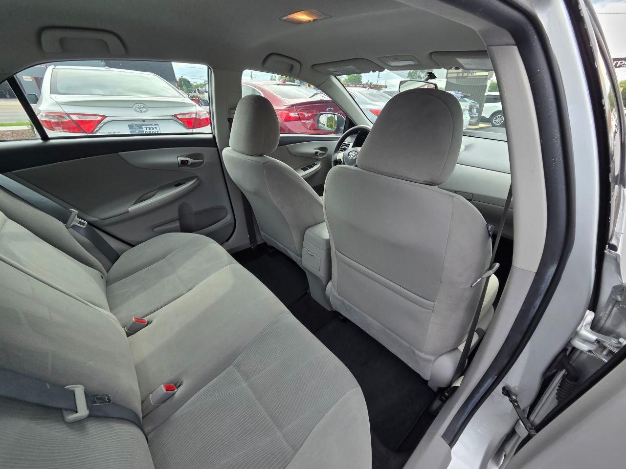 Toyota Corolla LE 2012