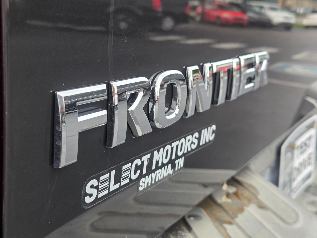 Nissan Frontier SV Crew Cab 2WD 2014