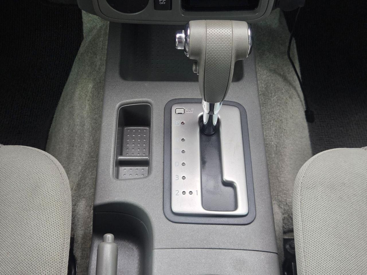 Nissan Frontier SV Crew Cab 2WD 2014