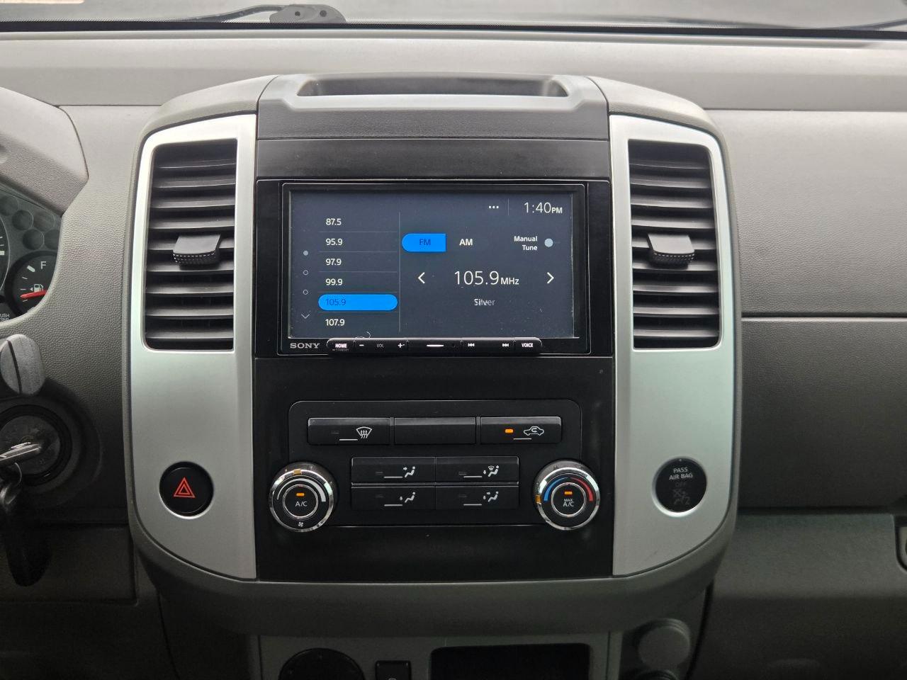 Nissan Frontier SV Crew Cab 2WD 2014