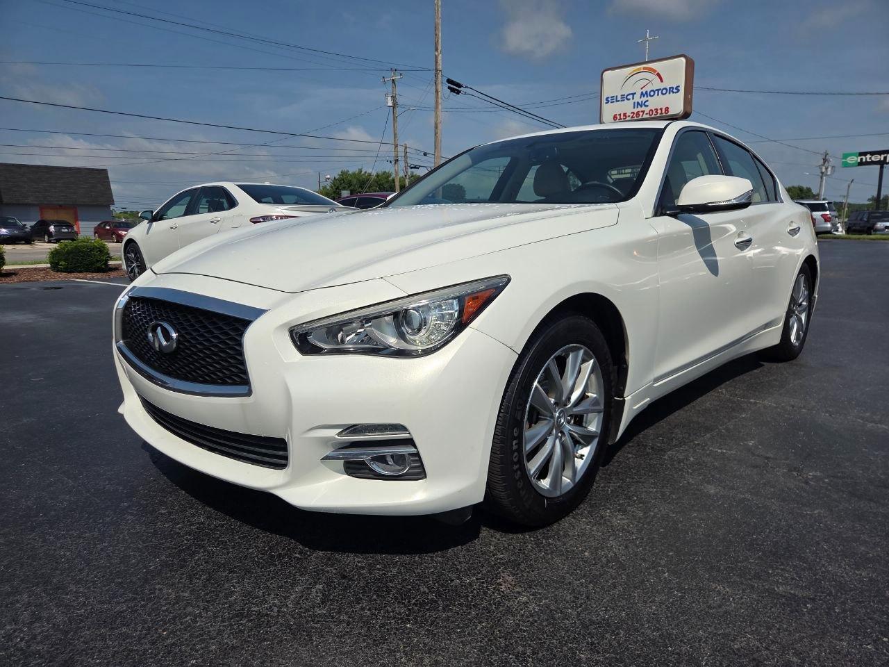 Infiniti Q50 Premium AWD 2014
