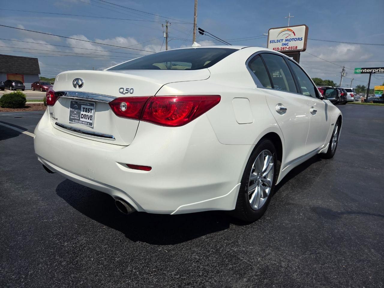 Infiniti Q50 Premium AWD 2014